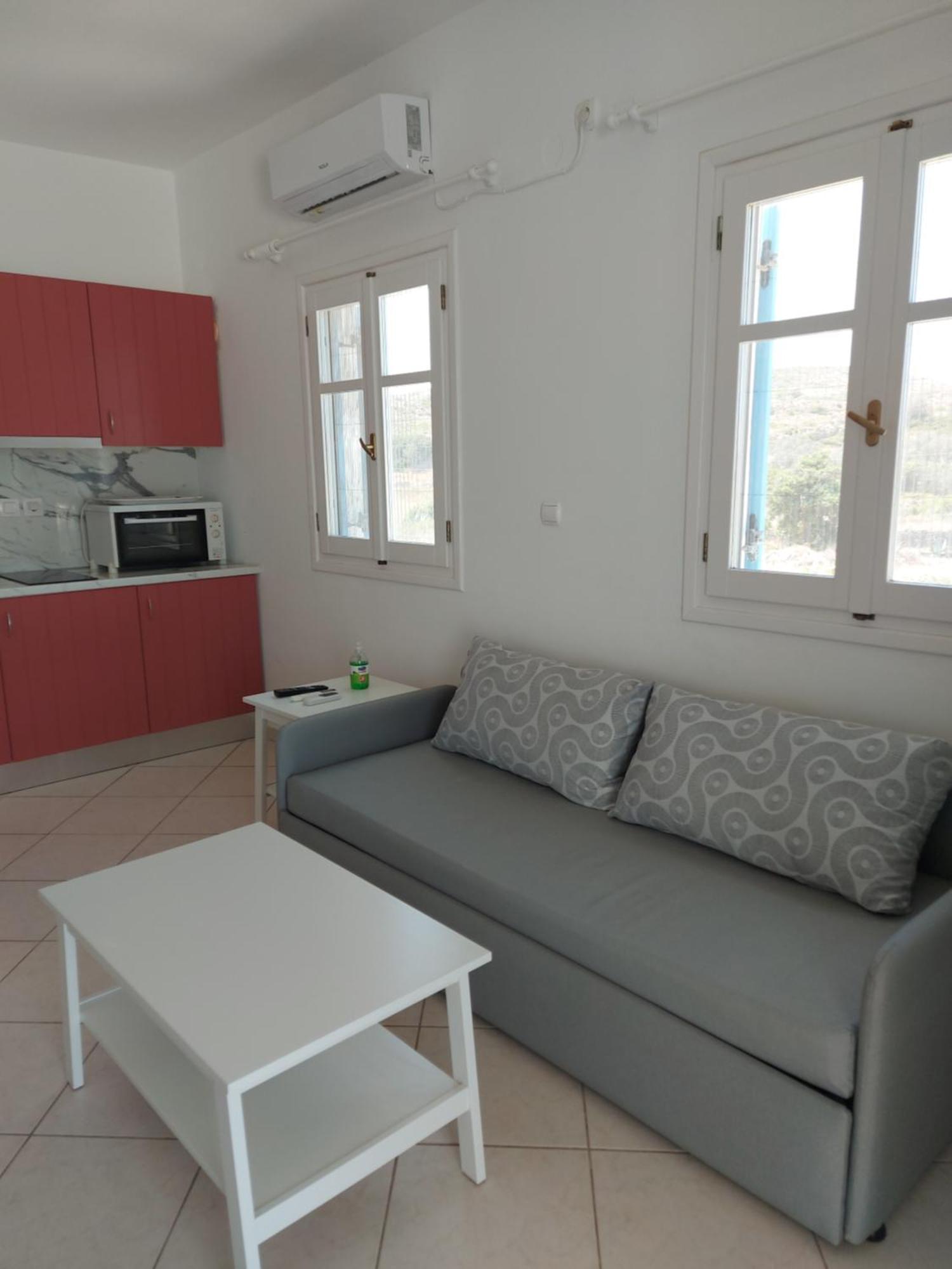 Milithos Apartments 2 Αδάμας Εξωτερικό φωτογραφία